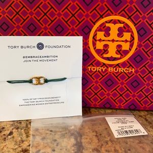 💯 Authentic Tory Burch Embrace Bracelet!